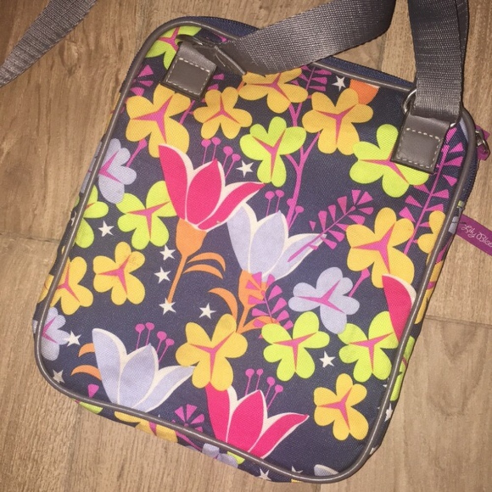Lily Bloom Floral Crossbody Bag - Picture 3 of 4